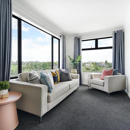 Fabulous River View - Brand New House In Hamilton Eksteriør bilde